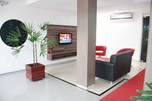 Palace 3*